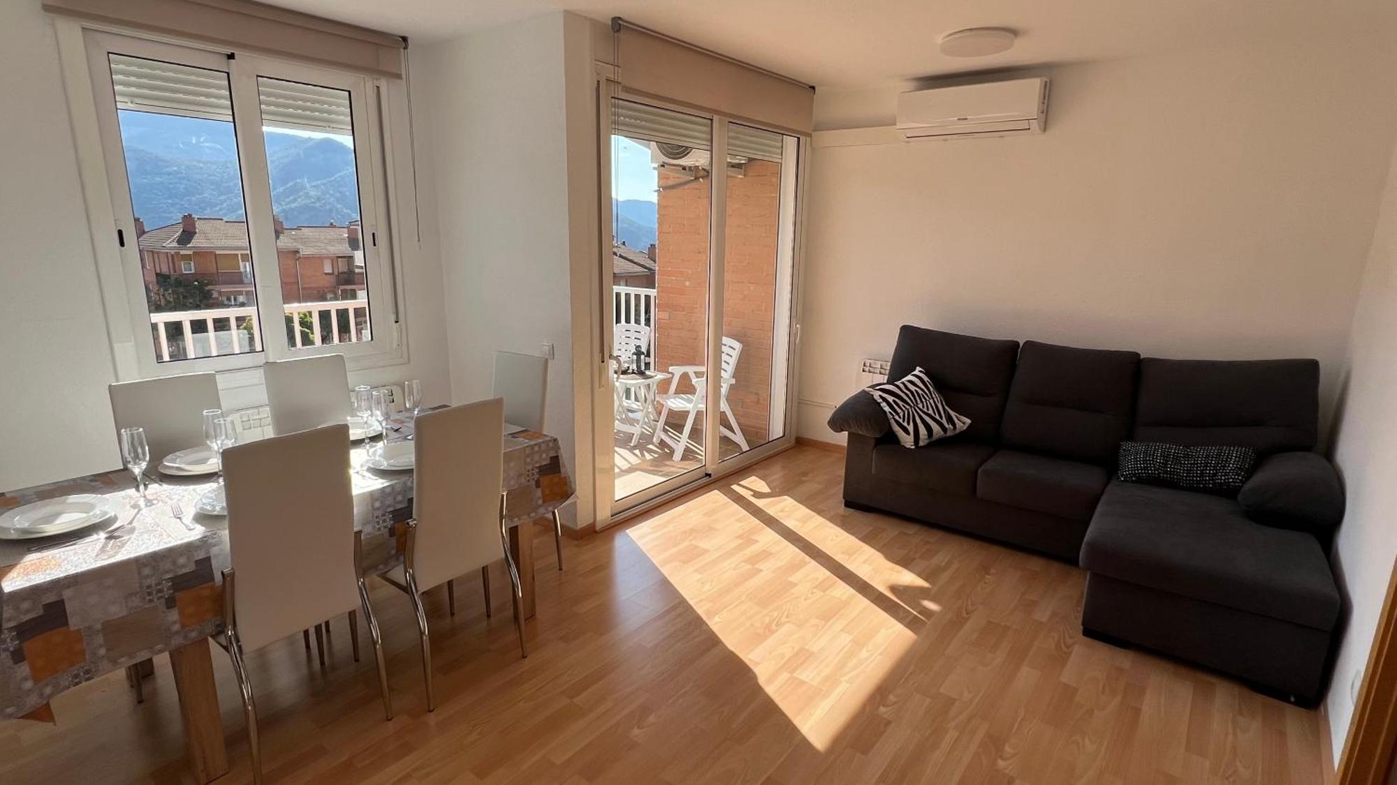 Apartament Reformat Al Bergueda 6P Sant Jordi de Cercs エクステリア 写真